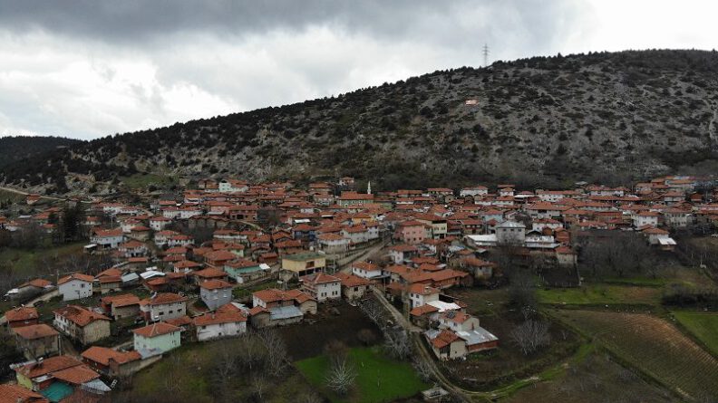 Bursa'da köylüler kurdu! Yüzyıl öncesine seyahat