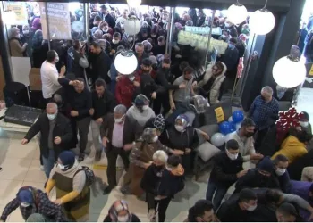 Ankara’da ucuzluk izdihamı