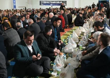 İftar sofraları Balkanlar’da kuruldu