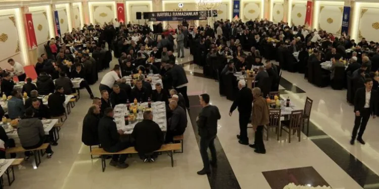 Büyükşehir’in Balkanlar’daki iftar programı tamamlandı