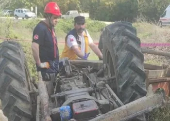 Traktörün altında kalarak hayatını kaybetti