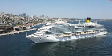 Dev kruvaziyer gemisi ‘Costa Venezia’ Türkiye’de