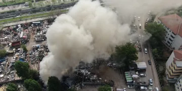 Bursa’da geri dönüşüm tesisinde yangın