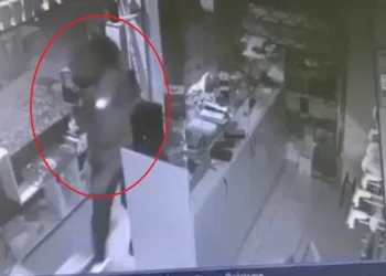Bursa’da önce keşif yaptı 1,5 saat sonra soyup kaçtı