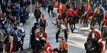 Fetih şenliklerine görkemli açılış