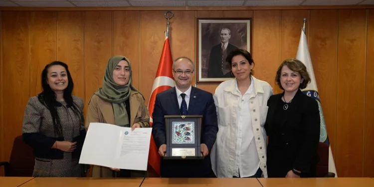BUÜ öğrencilerine burs ve staj desteği