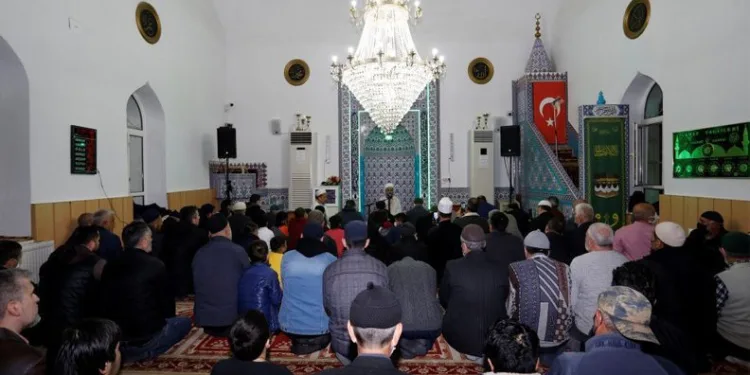 Hafız Alcan Çelik, tilavetiyle gönülleri mest etti