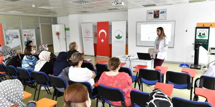 OSMEK kursiyerlerine ‘Sağlıklı Beslen Sağlıklı Yaşa’ semineri