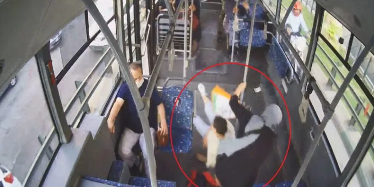 Bursa’da ani fren yapan otobüs hayatını kararttı