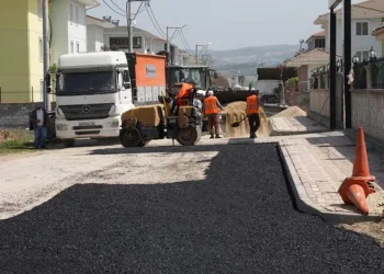 İnegöl’de 8 sokağın yolu yenileniyor