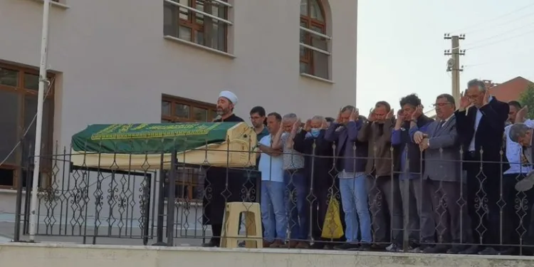 Bursa’da ölen öğrenci pilot memleketine uğurlandı