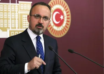 Bülent Turan: Cumhurbaşkanını tehdit milleti tehdittir