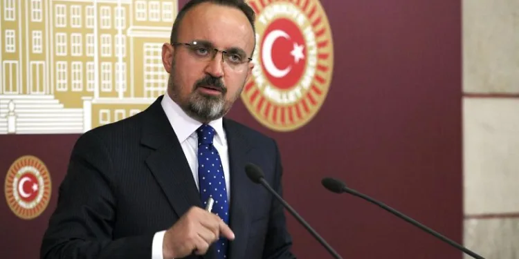 Bülent Turan: Cumhurbaşkanını tehdit milleti tehdittir