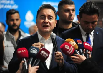 Babacan Bursa’da duyurdu: Türkiye’de ilk olacak