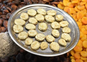 Altınla kaplandı, kilosu 10 bin lira
