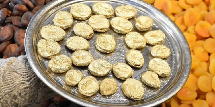 Altınla kaplandı, kilosu 10 bin lira
