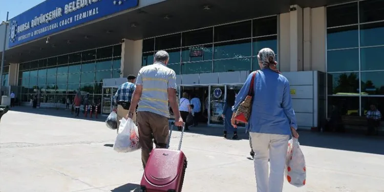 Bilet fiyatları artınca bayramda seyahatler azaldı