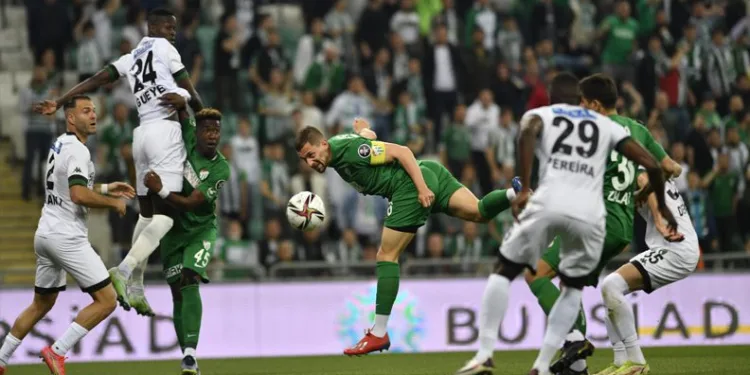 Bursaspor, Denizlispor’u konuk ediyor