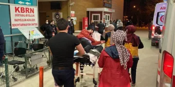 Bursa’da parkta tartıştığı genci bıçakladı