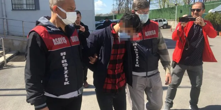 Bursa’da para dolu çantayı çaldı ‘şeytana uydum’ dedi