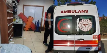 Ölen hastanın yakınları sağlık çalışanlarına saldırdı