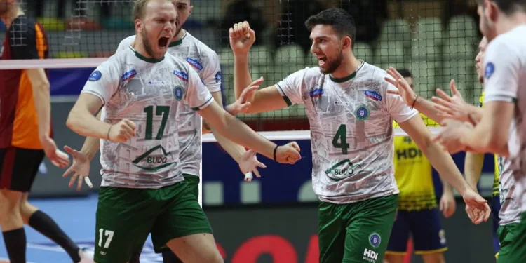 Bursa Büyükşehirli sporculara milli davet