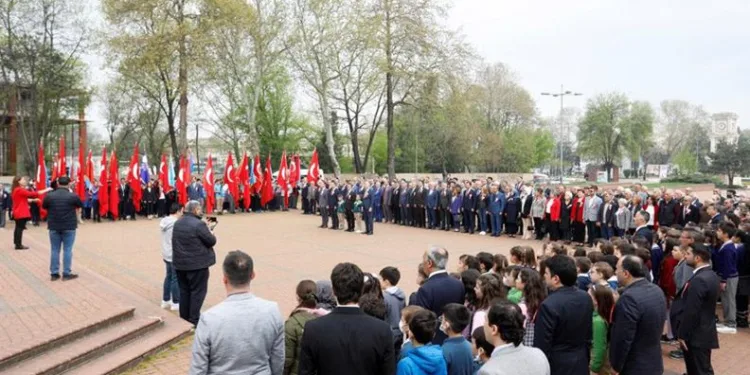 İnegöl’de 23 Nisan coşkuyla kutlandı