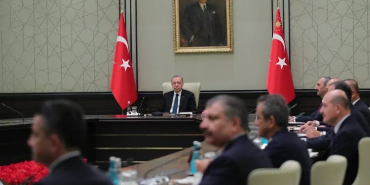 Kabine bugün toplanıyor… İşte masadaki konular
