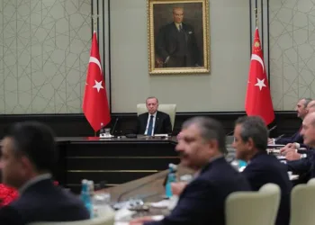 Kabine toplanıyor! İşte masadaki konular