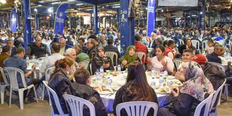 Bursa Büyükşehir’den Karacabey’de iftar