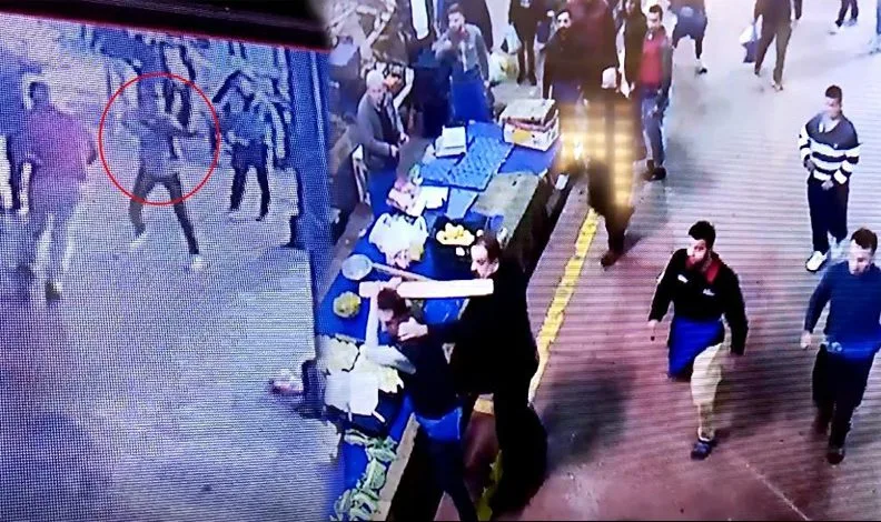 Pazarda pahalı karpuz kavgası! Silahlar çekildi