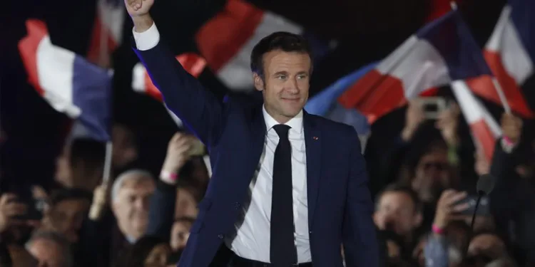 Fransa’da seçimin galibi Macron oldu