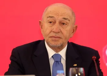 TFF Başkanı Özdemir istifa etti
