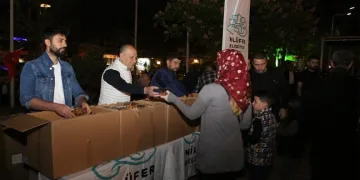 Nilüfer Belediyesi’nden Kadir Gecesi ikamı