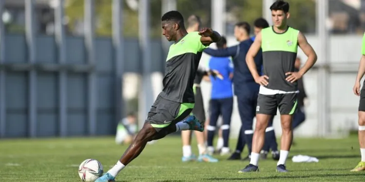 Bursaspor’da Manisa FK maçı hazırlıkları sürüyor