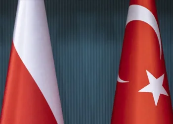 Türkiye’den Polonya’ya vize muafiyeti
