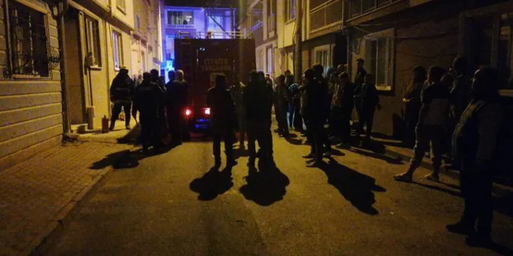 Bursa’da gece vakti sokağa döküldüler