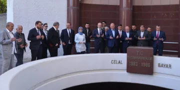 Soylu’dan Celal Bayar’ın anıt mezarına ziyaret