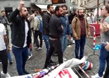 PKK yandaşları Türklere saldırdı