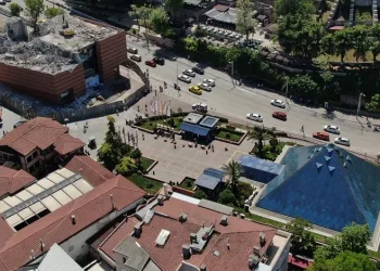 Zafer Plaza’da meydana gelen çökme neden yaşandı?