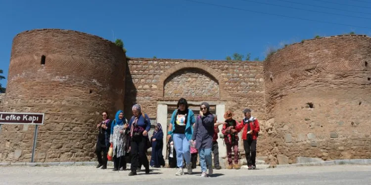 Büyükşehir’den İznik’e doğa ve tarih gezisi