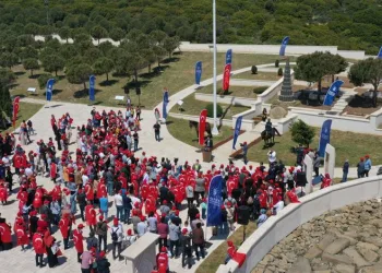 Bursalılardan şehit ecdada vefa