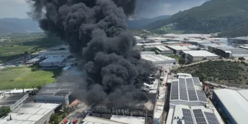 Bursa’da büyük fabrika yangını!