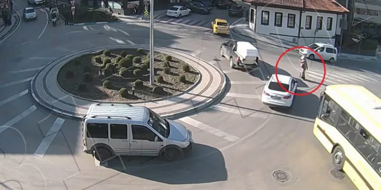 Bursa’daki kazalar trafik kameralarında