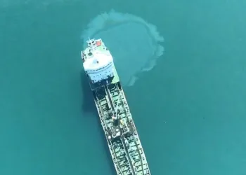 Marmara Denizi’ni kirleten gemiye ceza