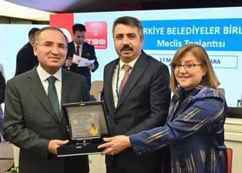 Yıldırım’a ‘Çocuk Dostu Şehirler’ ödülü