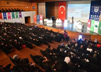 Bursa’da münazara turnuvasının şampiyonu belli oldu