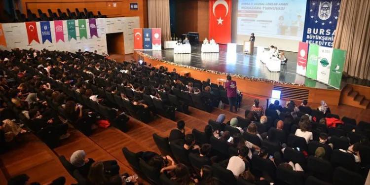 Bursa’da münazara turnuvasının şampiyonu belli oldu