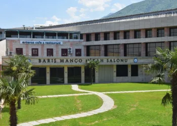 Barış Manço nikah salonu yenilendi