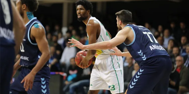 Frutti Extra Bursaspor EuroCup yarı finalinde Andorra’yı 85-68’lik skorla geçerek finale yükseldi